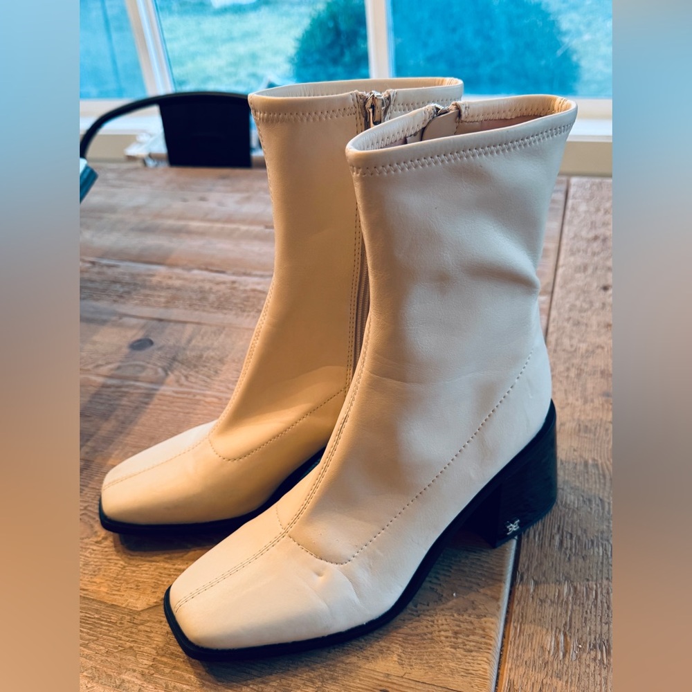 Sam Edelman Cream Heeled Boots